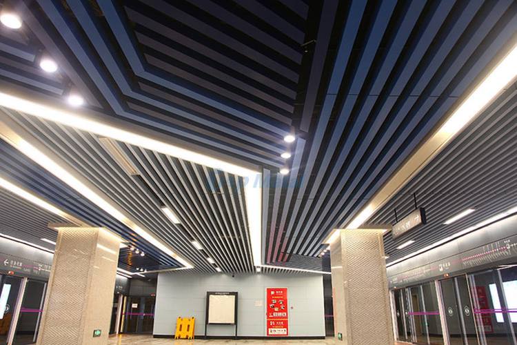 source 中国佛山工厂价格天花板供应商铝吊顶瓷砖/挡板天花板用于外墙